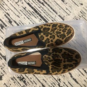 XOXO cheetah flats
